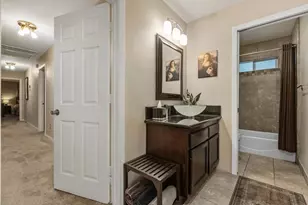 220 Journeys End, Vista, CA 92083 - Photo 14