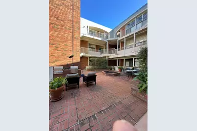 2306 Palos Verdes Drive #302, Palos Verdes Estates, CA 92074 - Photo 2