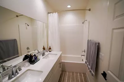 8375 Tahoe Street, Lemon Grove, CA 91945 - Photo 18