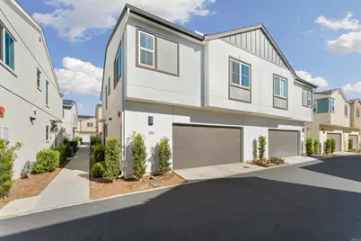 212 Perennial Pl, Fallbrook, CA 92028 - Photo 2