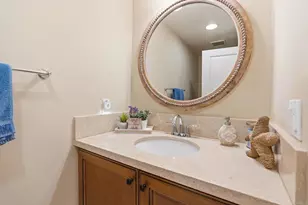 809 Dolphin Cir, Encinitas, CA 92024 - Photo 16