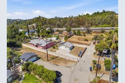 564 Rolling Hills Road, Vista, CA 92083 - Photo 1