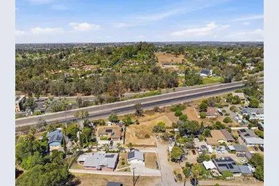 564 Rolling Hills Road, Vista, CA 92083 - Photo 4
