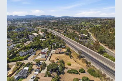 564 Rolling Hills Road, Vista, CA 92083 - Photo 6