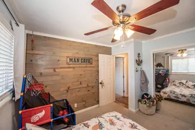 2094 Thibodo Ct, Vista, CA 92081 - Photo 6