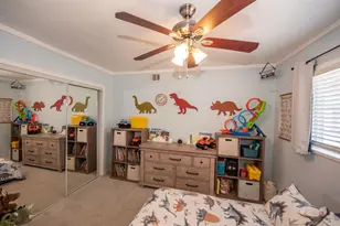 2094 Thibodo Ct, Vista, CA 92081 - Photo 10