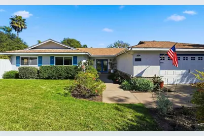 3625 Laketree Drive, Fallbrook, CA 92028 - Photo 1