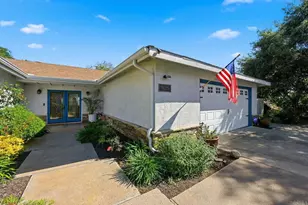 3625 Laketree Dr, Fallbrook, CA 92028 - Photo 2