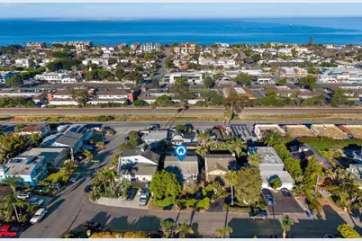 852 Dewitt Avenue, Encinitas, CA 92024 - Photo 2