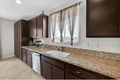 35277 Goldthread Lane, Murrieta, CA 92563 - Photo 10