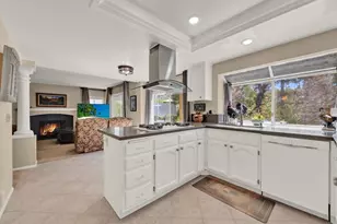 3761 Hillview Way, Oceanside, CA 92056 - Photo 20