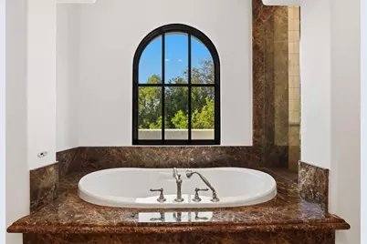 18325 Calle La Serra, Rancho Santa Fe, CA 92091 - Photo 52