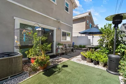 13408 N Manzanillo Lane, Sylmar, CA 91342 - Photo 34