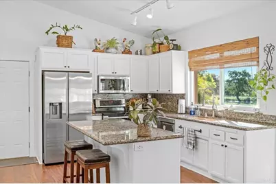 31301 Kira Pl, Valley Center, CA 92082 - Photo 8