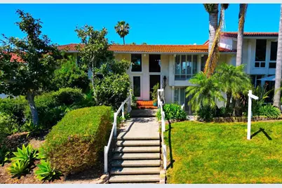 2327 Caringa Way #3, Carlsbad, CA 92009 - Photo 4