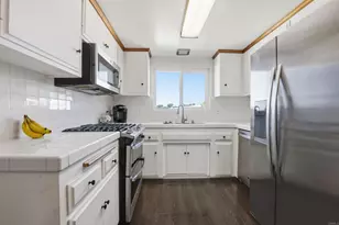 421 Hillcrest Ln, Fallbrook, CA 92028 - Photo 8