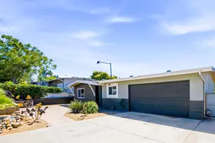 421 Hillcrest Ln, Fallbrook, CA 92028 - Photo 2