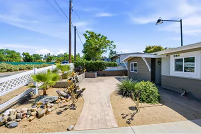 421 Hillcrest Lane, Fallbrook, CA 92028 - Photo 2