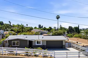 421 Hillcrest Ln, Fallbrook, CA 92028 - Photo 4