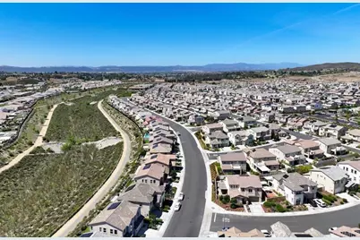 39665 Foxtail Drive, Temecula, CA 92591 - Photo 58