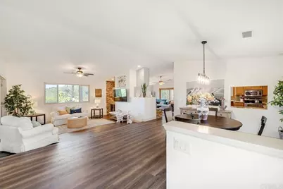 16355 Whispering Oaks Drive, Ramona, CA 92065 - Photo 8