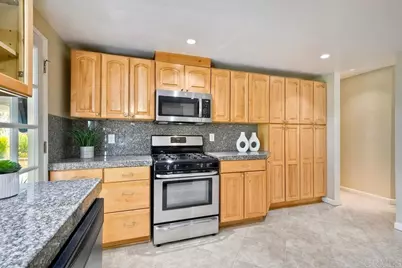 1035 Bridle Path Way, Oceanside, CA 92057 - Photo 10