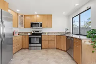 2020 Coolngreen Ln, Encinitas, CA 92024 - Photo 10