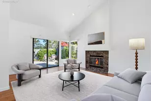 2020 Coolngreen Ln, Encinitas, CA 92024 - Photo 2