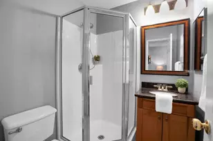 6068 Paseo Salinero, Carlsbad, CA 92009 - Photo 14