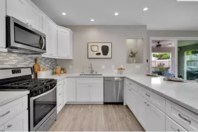 10483 Glenellen Avenue, San Diego, CA 92126 - Photo 12