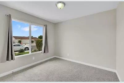 10483 Glenellen Avenue, San Diego, CA 92126 - Photo 14