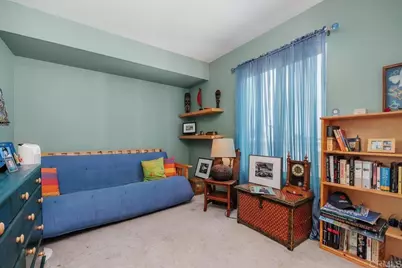 1081 Woodlake Dr, Cardiff by the Sea, CA 92007 - Photo 20