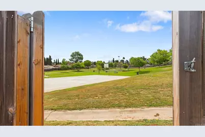 1321 Shadow Hills Court, San Marcos, CA 92069 - Photo 6