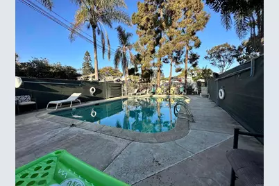 523 N Vulcan Avenue, Encinitas, CA 92024 - Photo 22