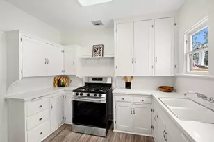 1011 Flora Ave, Coronado, CA 92118 - Photo 16