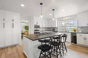 330 Skyline, Vista, CA 92084 - Photo 6