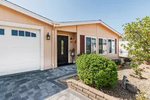 5229 Harvest Ct, Oceanside, CA 92057 - Photo 2