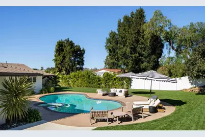 2110 Calle Guaymas, La Jolla, CA 92037 - Photo 30