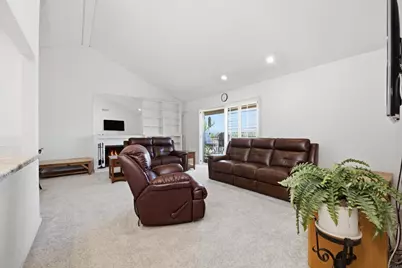 17458 Plaza Amimado #127, San Diego, CA 92128 - Photo 2