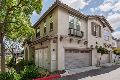 451 Avenida De La Luna, Vista, CA 92083 - Photo 2