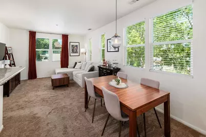 451 Avenida De La Luna, Vista, CA 92083 - Photo 10