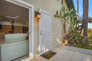 646 E Solana Cir, Solana Beach, CA 92075 - Photo 2