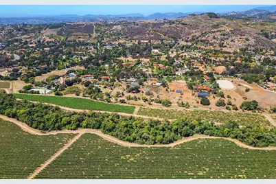7063 Via Mariposa Norte, Bonsall, CA 92003 - Photo 68