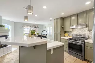 8834 Tobira Dr, Escondido, CA 92026 - Photo 10