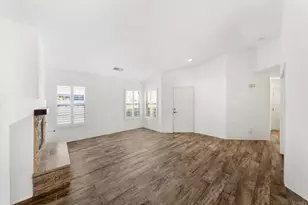 40684 Corte Albara, Murrieta, CA 92562 - Photo 10