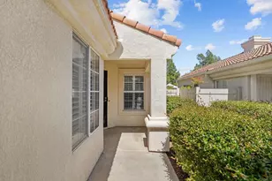 40684 Corte Albara, Murrieta, CA 92562 - Photo 4