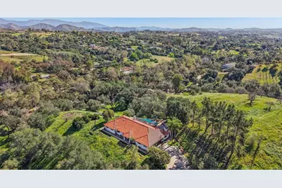 707 S Live Oak Park Road, Fallbrook, CA 92028 - Photo 54