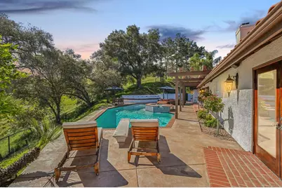 707 S Live Oak Park Road, Fallbrook, CA 92028 - Photo 4