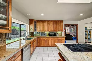 3056 Overhill Dr, Vista, CA 92084 - Photo 12