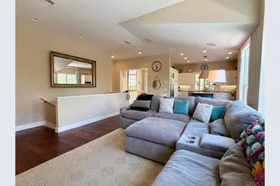 212 N Helix Avenue, Solana Beach, CA 92075 - Photo 8